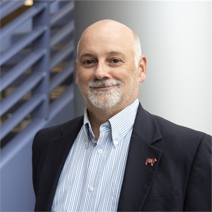 Headshot of Gary Bates