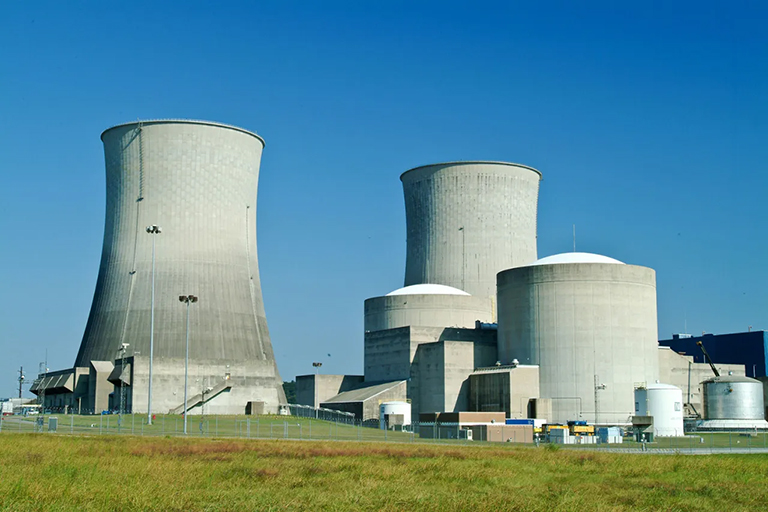 Several buildings at Watts Bar power plant.
