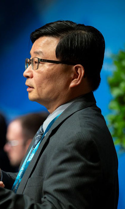 Edward Yu presents at the International Transport Forum Summit.