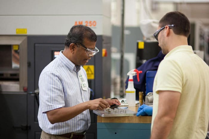 UT-ORNL Governor's Chair of Advanced Manufacturing Suresh Babu (left) has been selected to lead a US Navy Multidisciplinary University Research Initiative program.