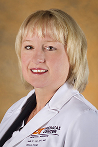 Julia van Zyl.