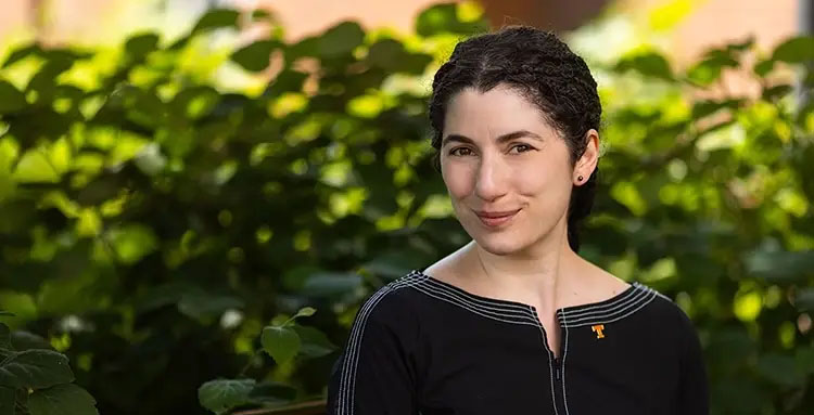 Nina Fefferman
